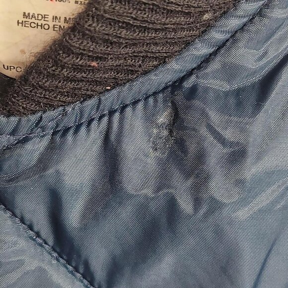 Vintage Walls Quilted men’s navy blue puffer jacket size large tall. Flawed - Picture 4 of 5